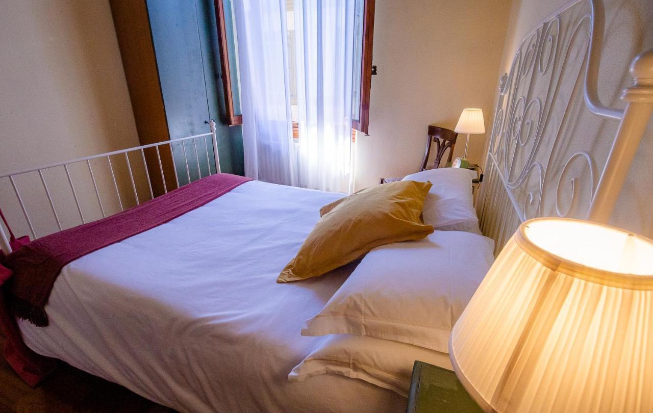 Ferienwohnung Acacia Firenze -Tulipano Exterior foto